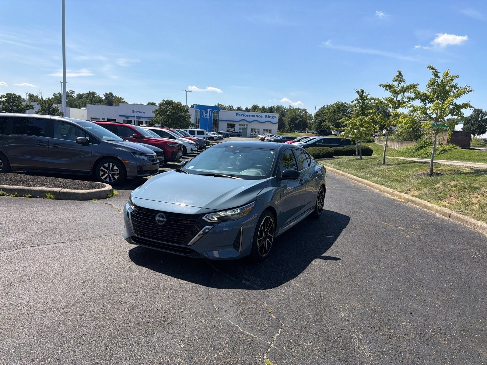 Used 2024 Nissan Sentra SR w/ SR Premium Package FWD image 8