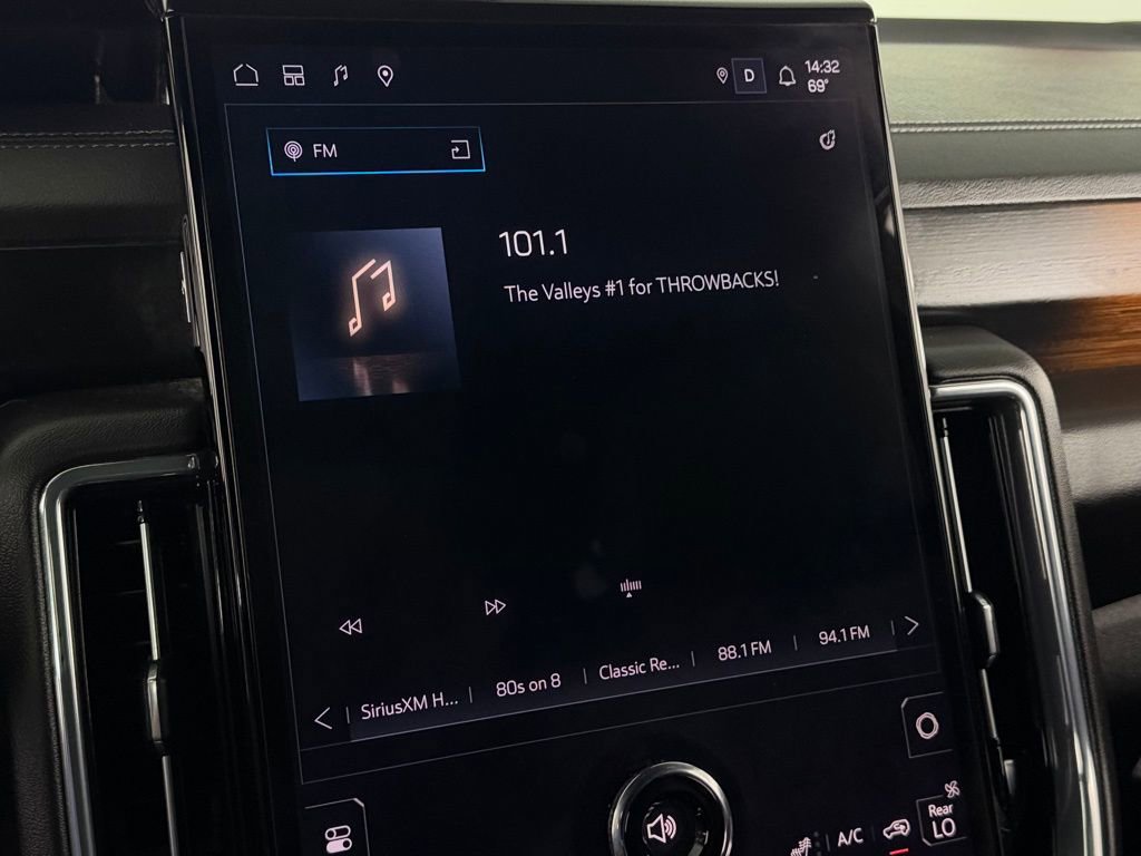 Used 2025 GMC Yukon XL Denali image 20