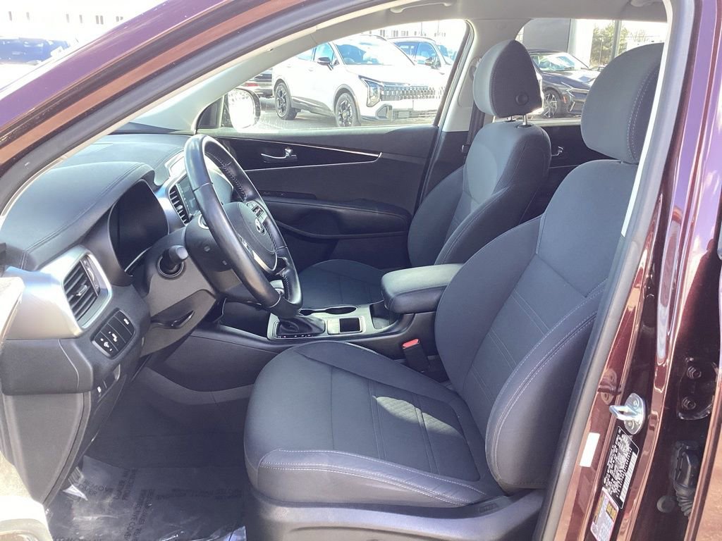 Used 2020 Kia Sorento S image 13