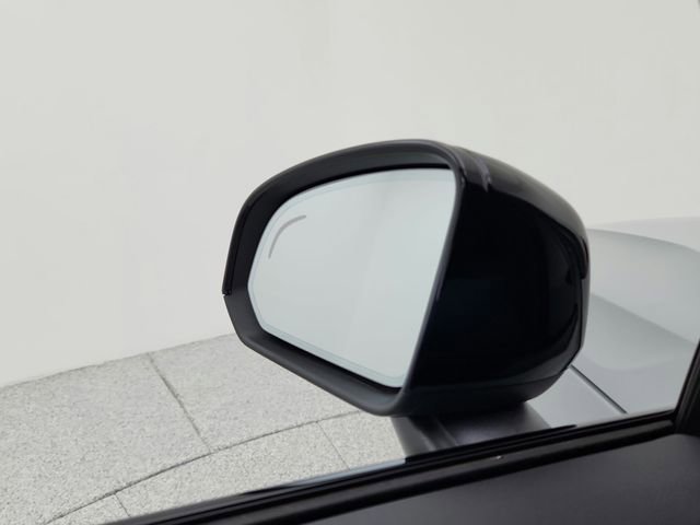 Certified 2024 Volvo XC40 Recharge Ultimate w/ Protection Package Premier image 32