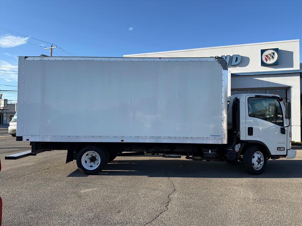 Used 2024 Chevrolet Low Cab Forward RWD image 3