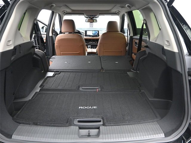 New 2026 Nissan Rogue Platinum image 14