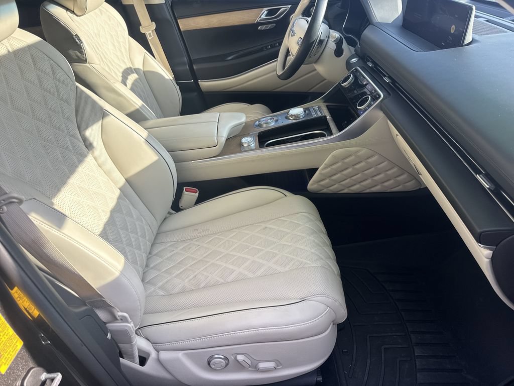 Used 2024 Genesis GV80 3.5T w/ Prestige Package AWD/4WD image 13