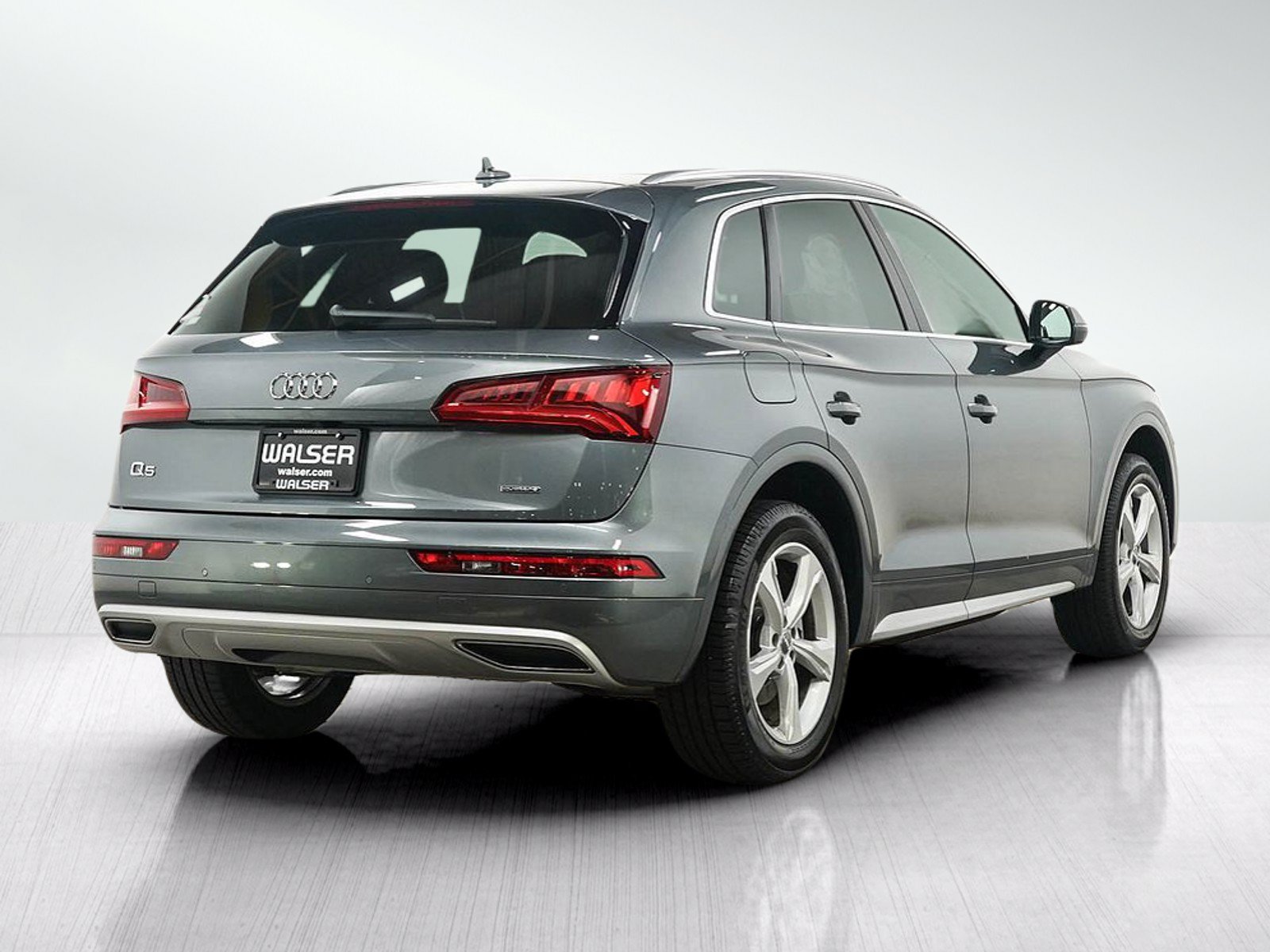 Used 2020 Audi Q5 2.0T Premium Plus w/ Premium Plus Package AWD/4WD image 5