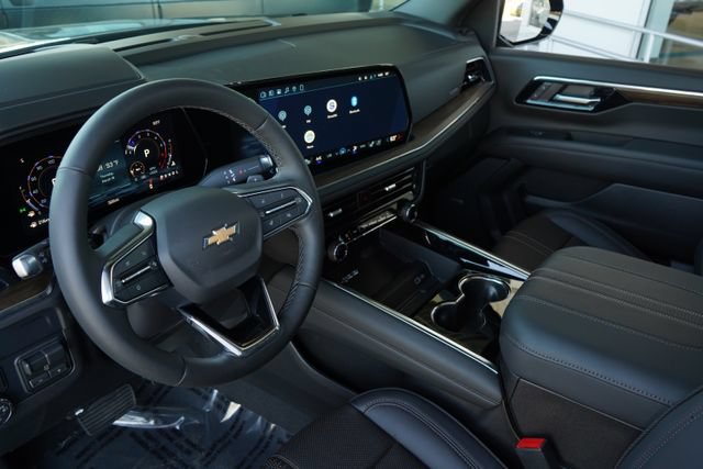 New 2026 Chevrolet Suburban High Country w/ Sun And Tow Package AWD/4WD image 2