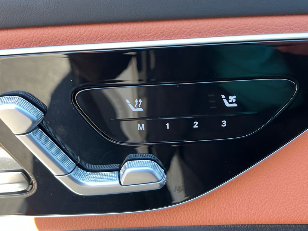 Used 2023 Mercedes-Benz GLC 300 4MATIC image 29