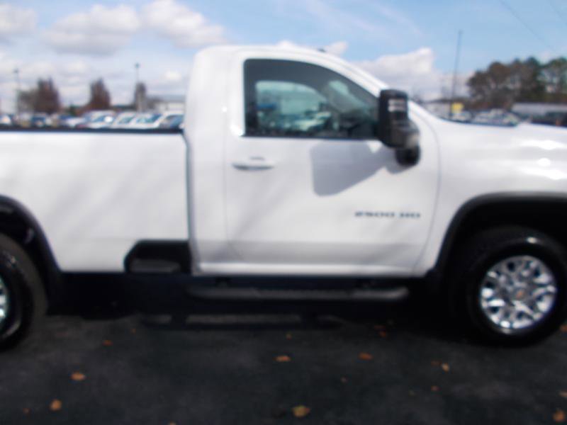 Used 2025 Chevrolet Silverado 2500 LT image 12