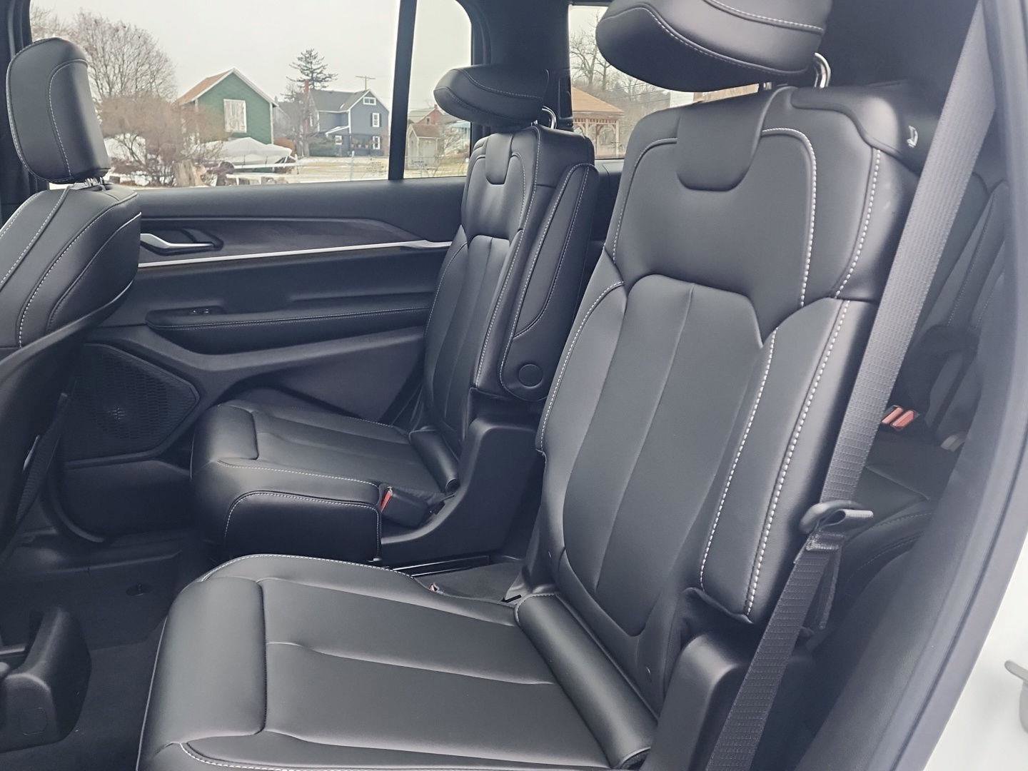 New 2025 Jeep Grand Cherokee L Limited image 14