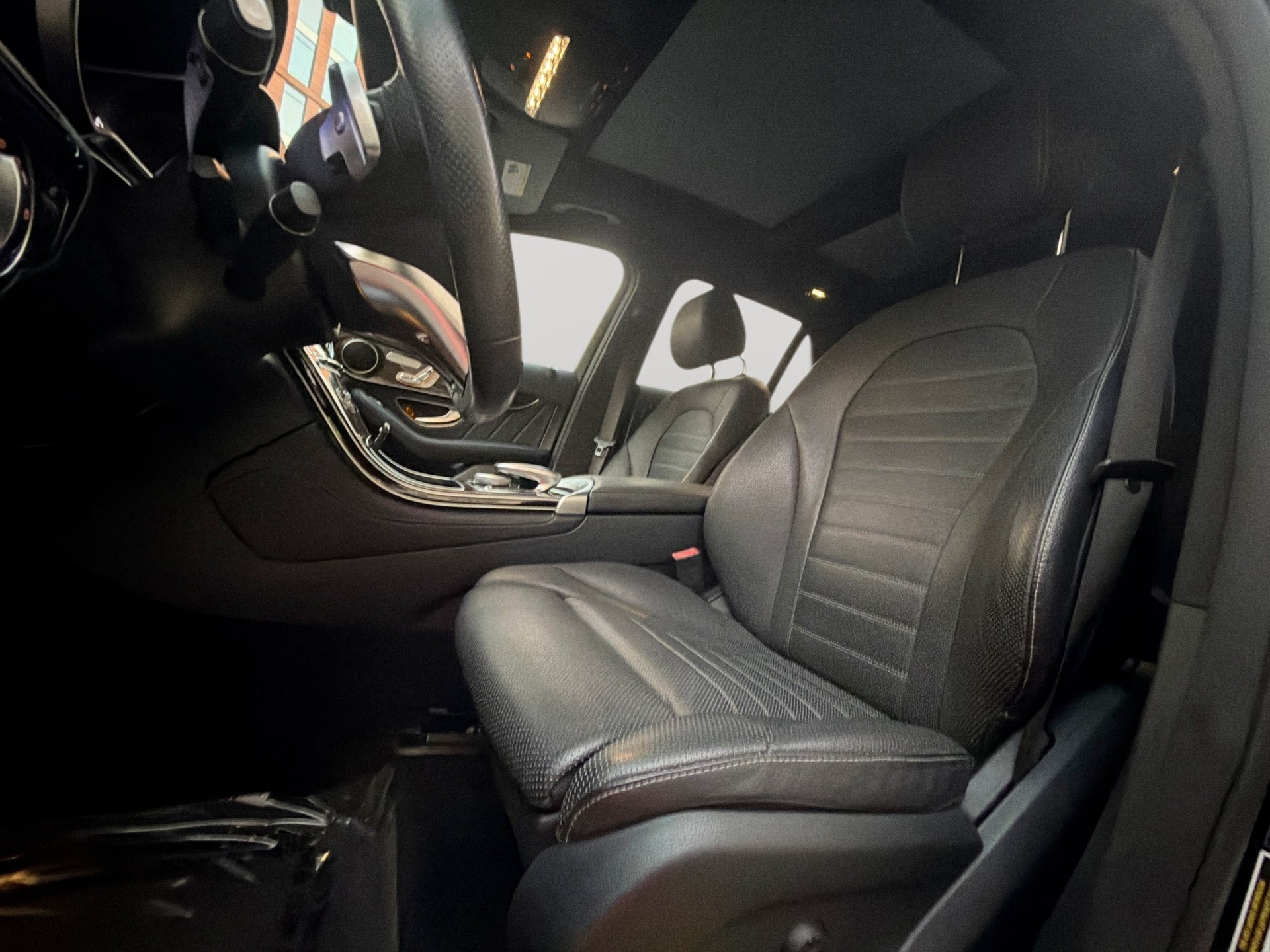 Used 2018 Mercedes-Benz GLC 43 AMG 4MATIC image 13