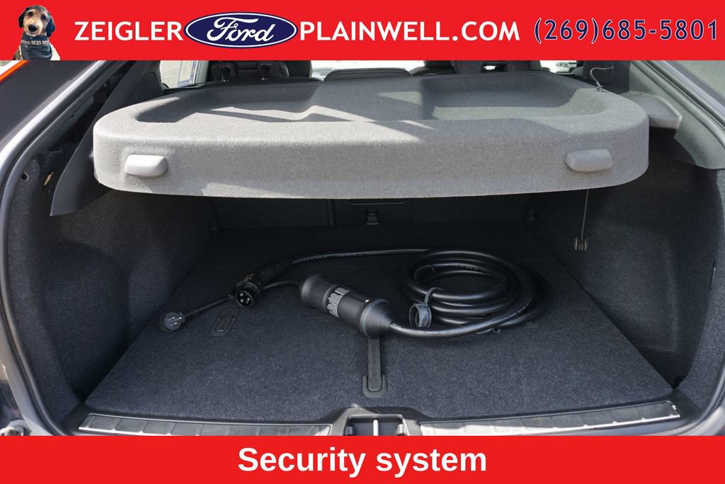 Used 2023 Volvo C40 P8 Recharge Plus AWD/4WD image 10
