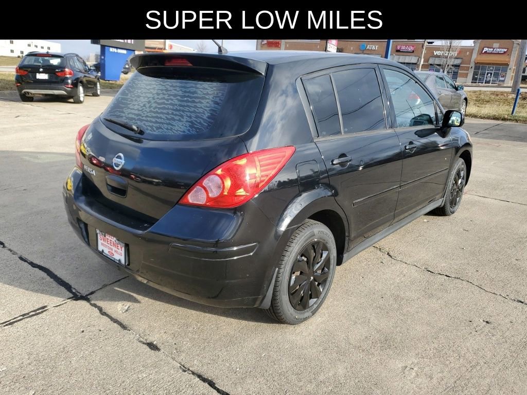 Used 2012 Nissan Versa 1.8 S w/ Plus Pkg image 4