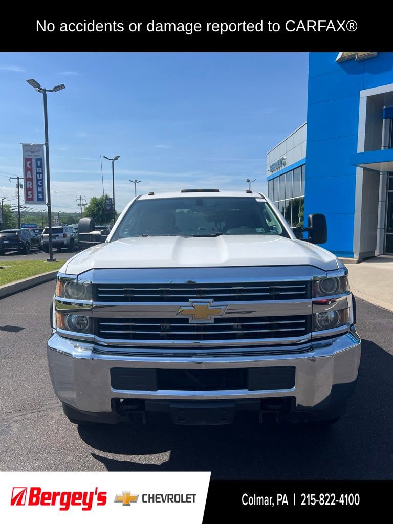 Used 2015 Chevrolet Silverado 3500 W/T AWD/4WD image 2