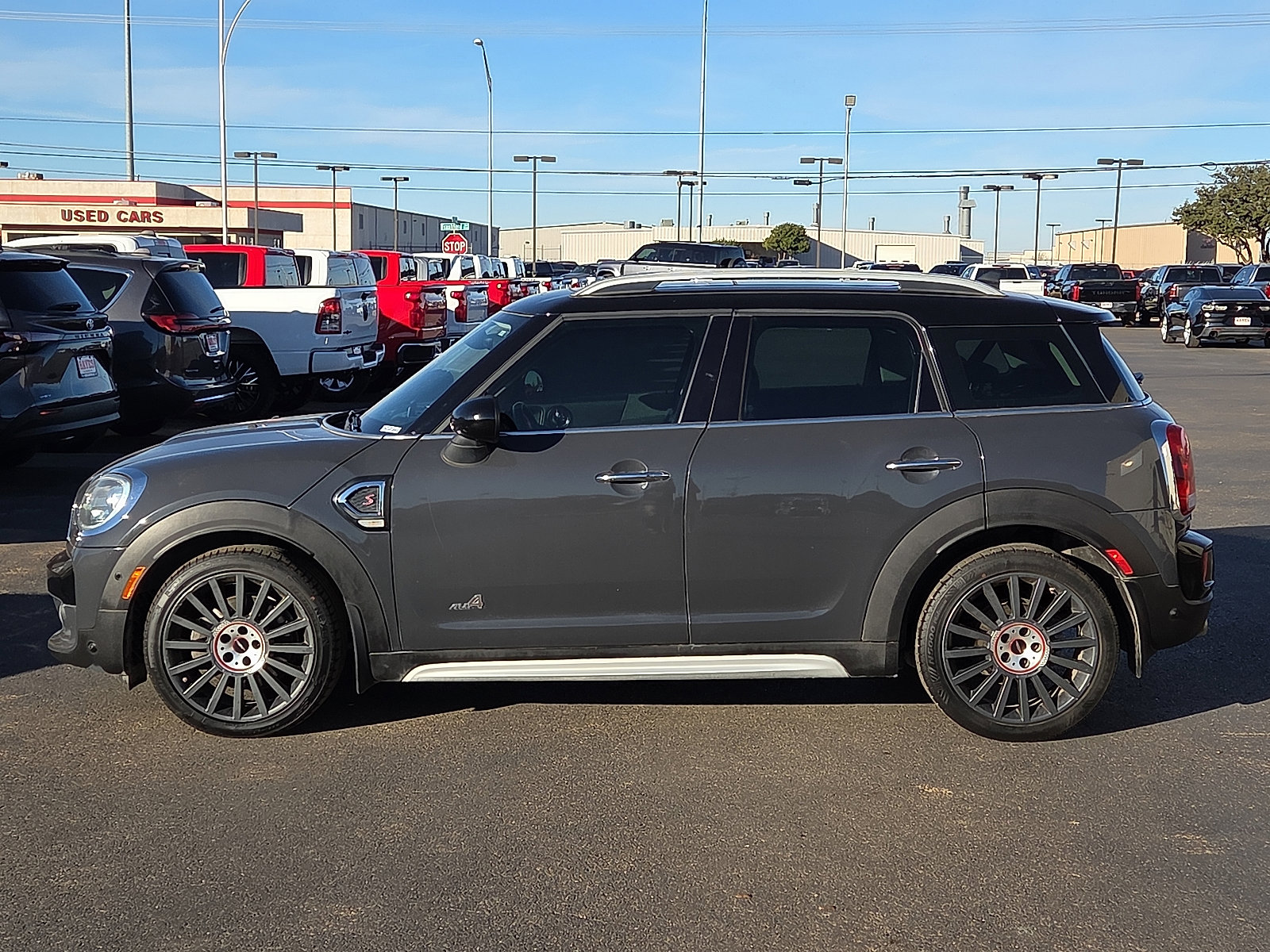 Used 2018 MINI Cooper Countryman S w/ Technology Package image 2