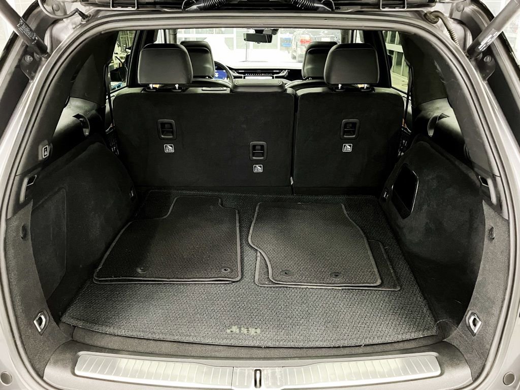 Used 2022 Jeep Grand Cherokee Summit image 32