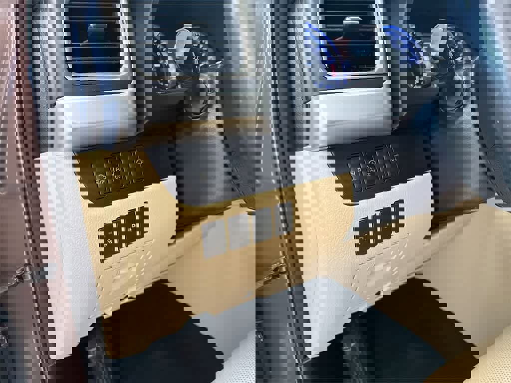 Used 2018 Toyota Highlander Limited image 41