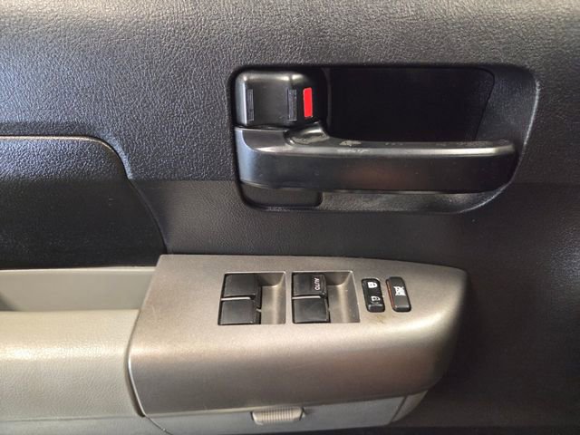 Used 2013 Toyota Tundra 2WD CrewMax w/ SR5 Pkg image 24