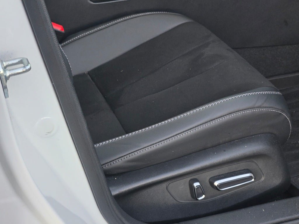Used 2025 Acura Integra A-Spec w/ Technology Package FWD image 7