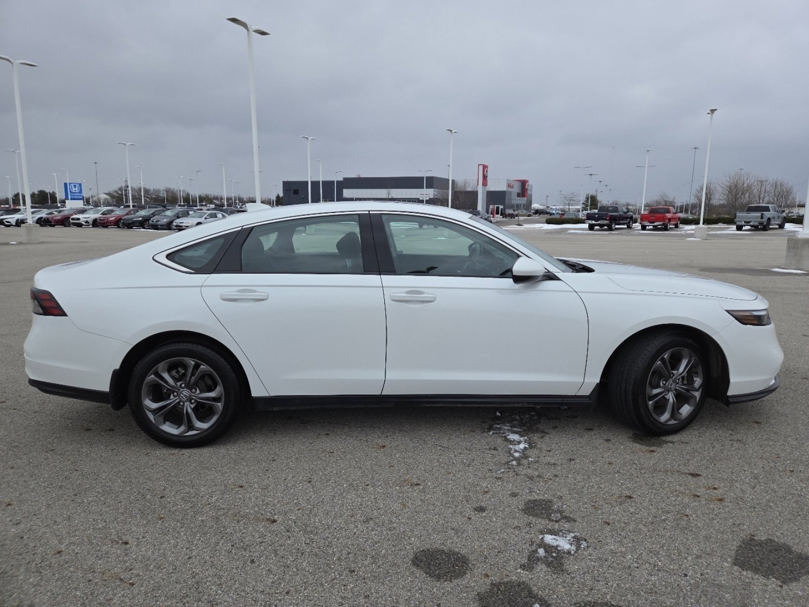 Used 2024 Honda Accord EX image 19