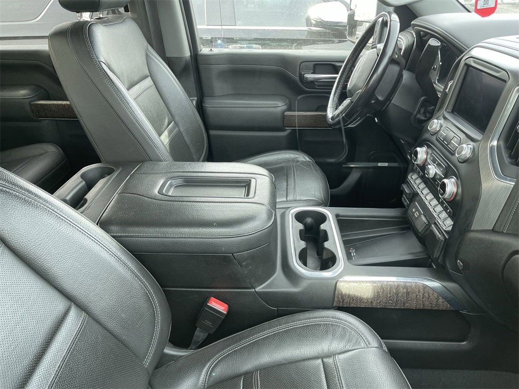 Used 2022 GMC Sierra 2500 Denali w/ Denali Black Diamond Edition image 11