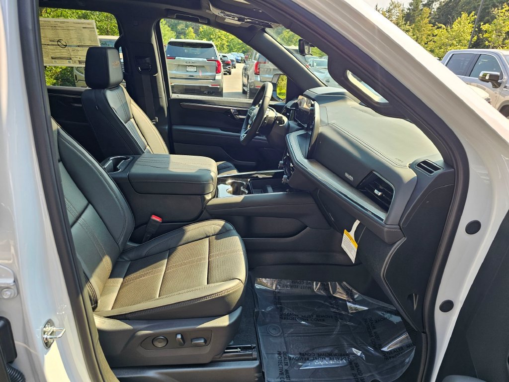 New 2026 Chevrolet Suburban High Country AWD/4WD image 11