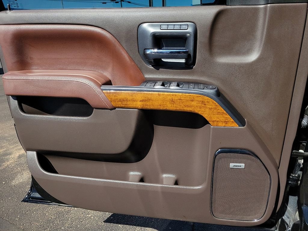 Used 2015 Chevrolet Silverado 1500 High Country w/ High Country Premium Package AWD/4WD image 11