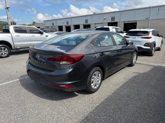 Used 2020 Hyundai Elantra SE FWD image 3