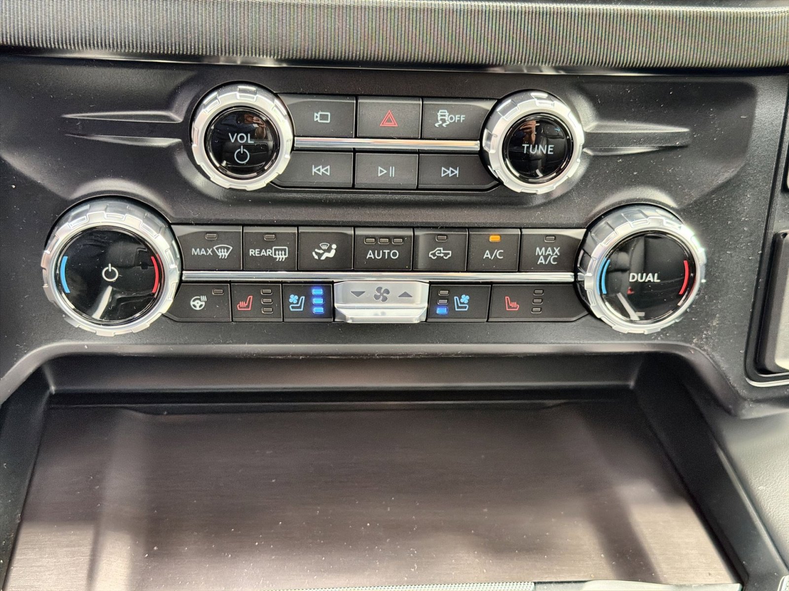 New 2026 Ford F350 Platinum AWD/4WD image 22