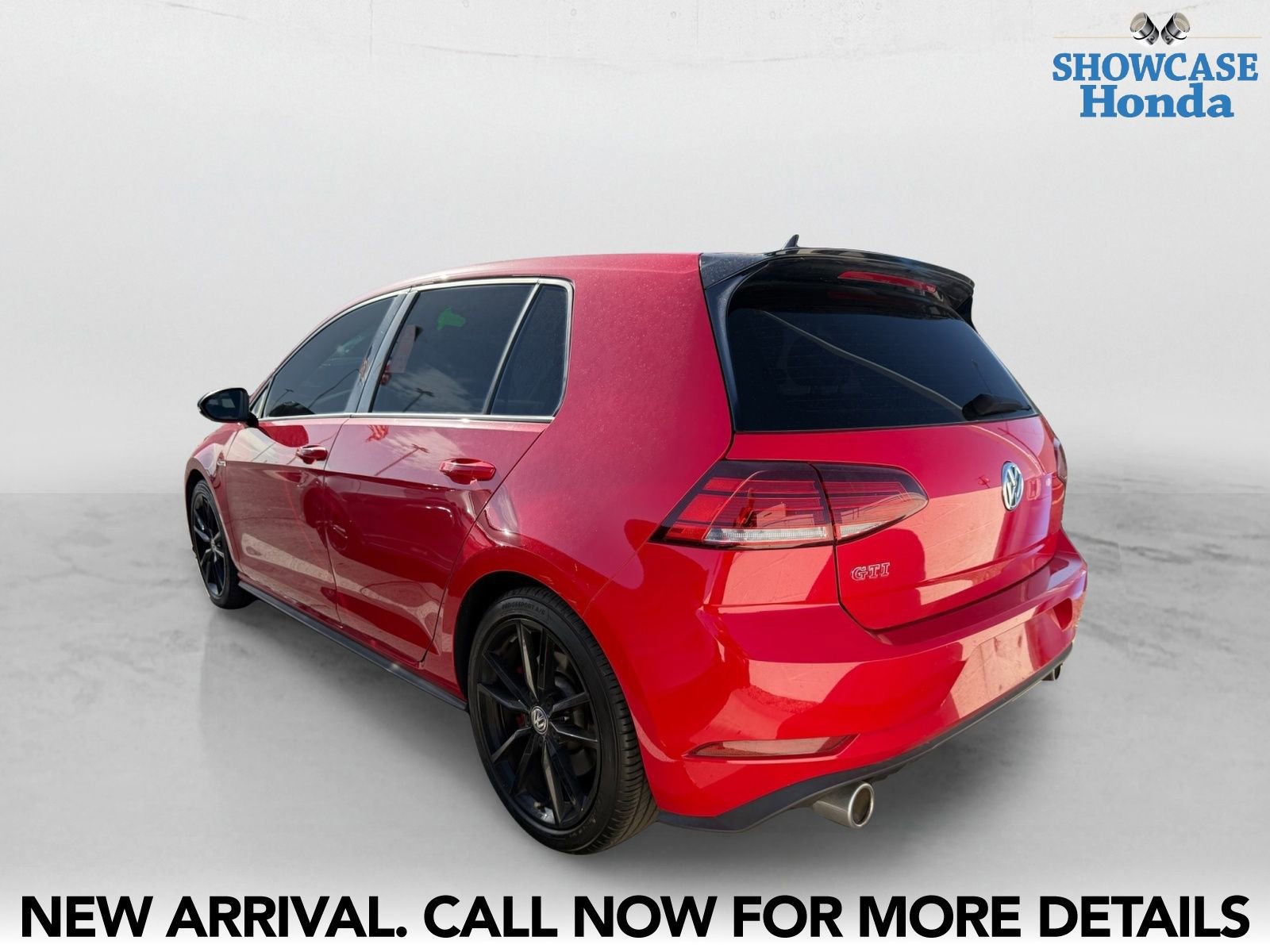 Used 2021 Volkswagen GTI SE FWD image 4