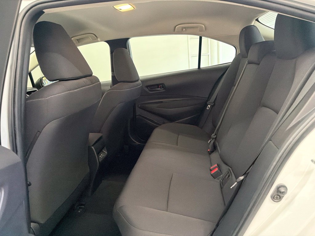 Used 2023 Toyota Corolla LE FWD image 21