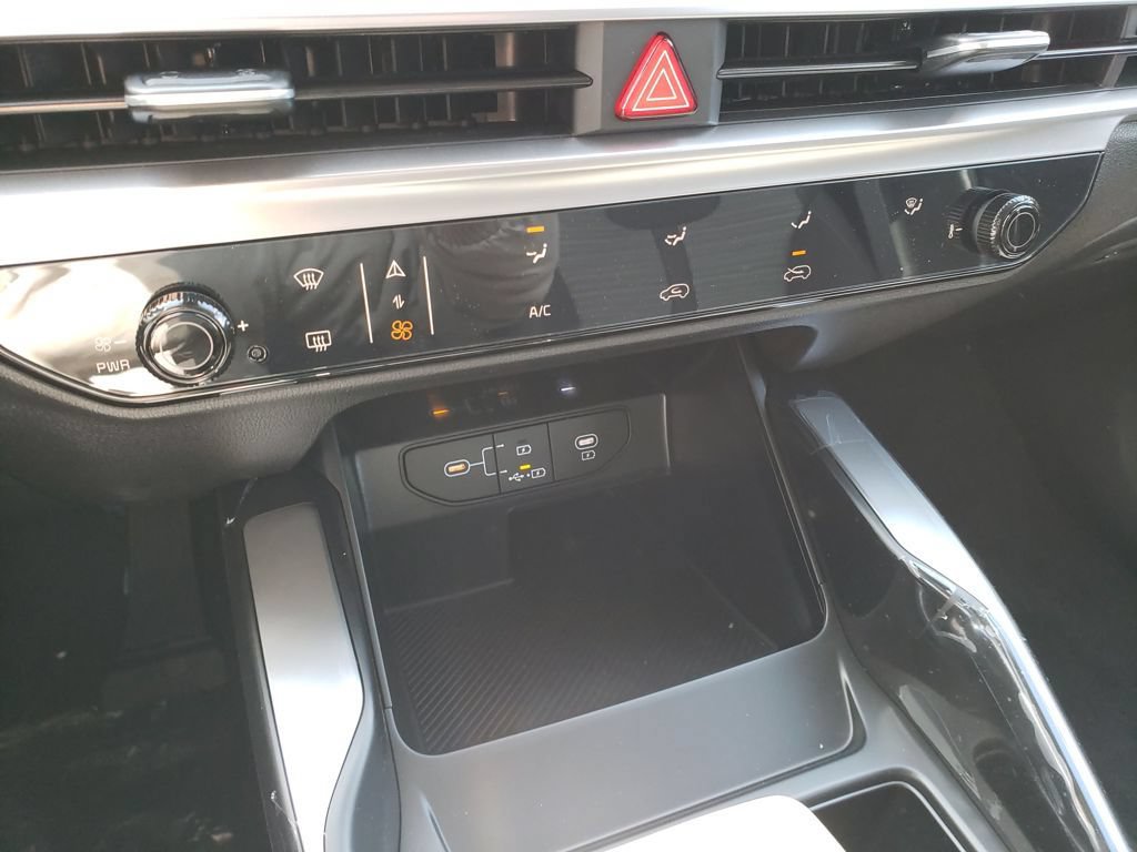 New 2026 Kia Sorento LX FWD image 20