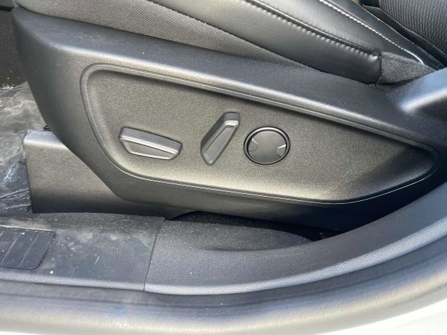 New 2023 Ford Escape SE image 26