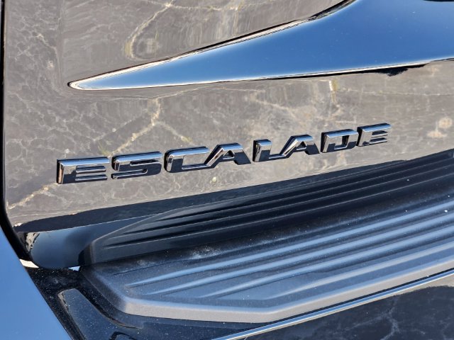 Used 2025 Cadillac Escalade V AWD/4WD image 16