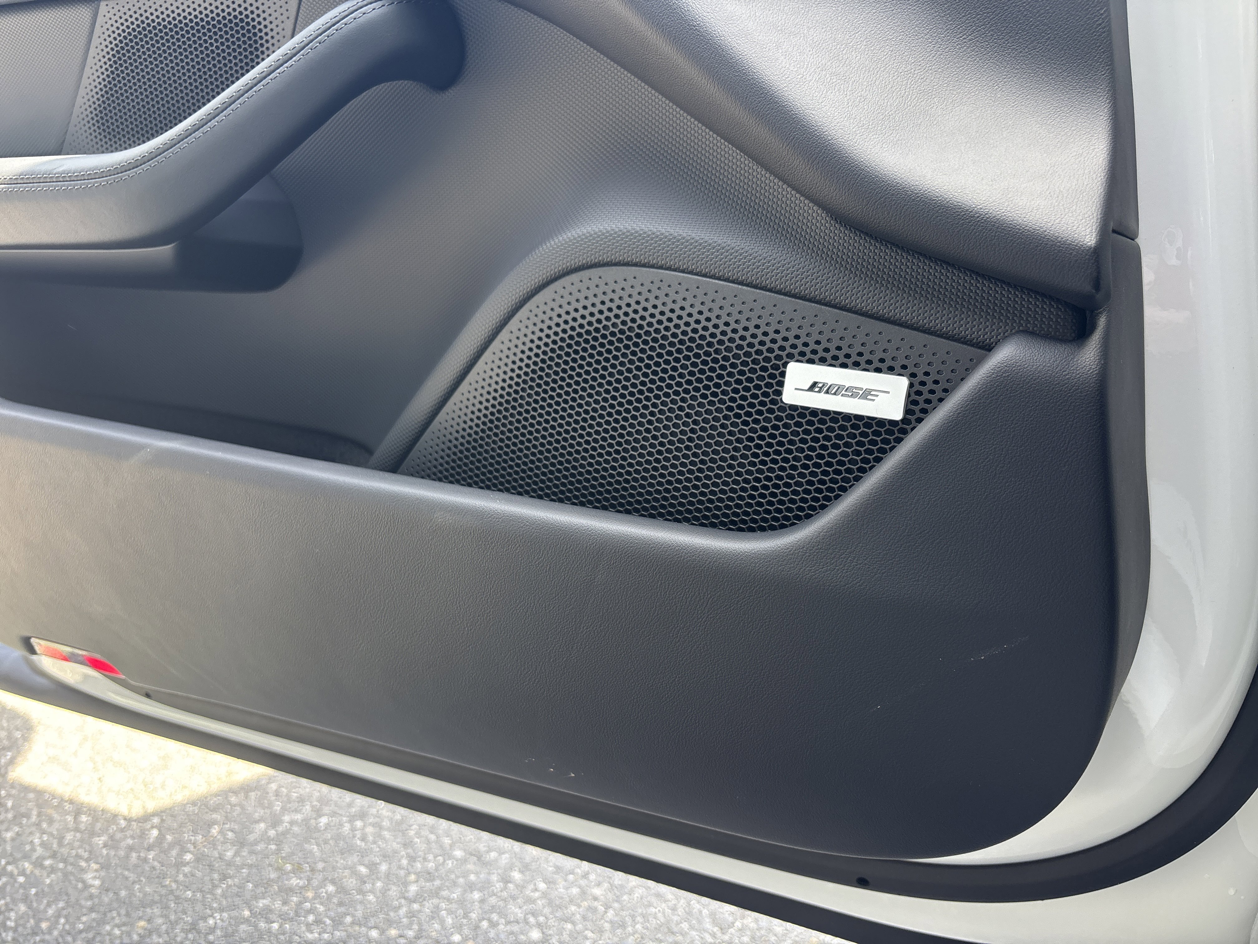 New 2026 Porsche Taycan image 23