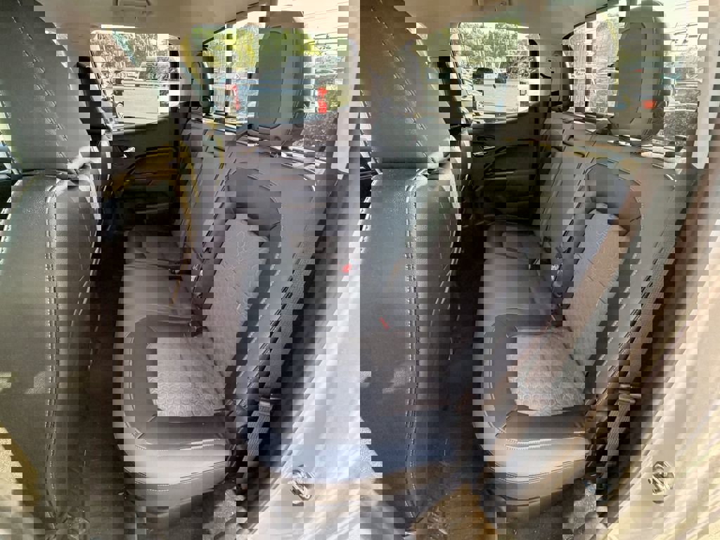 Used 2020 Chevrolet Colorado Z71 image 17