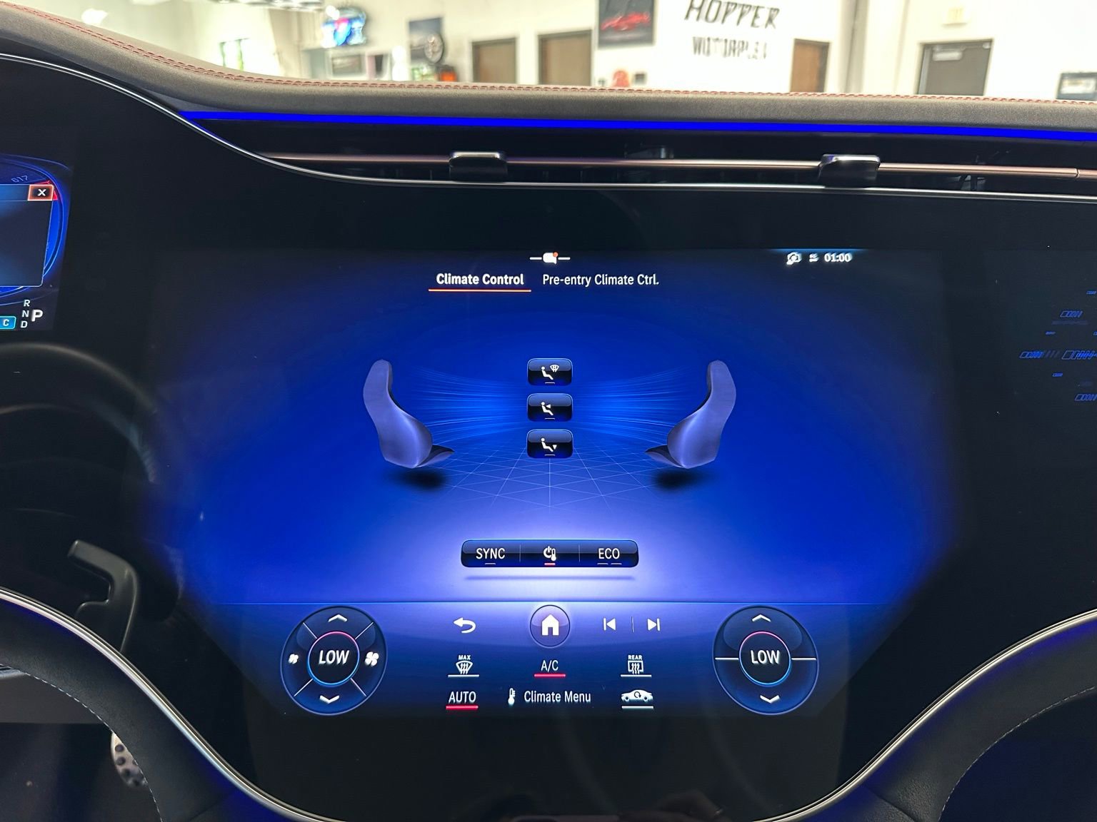 Used 2024 Mercedes-Benz EQE AMG 4MATIC SUV image 32