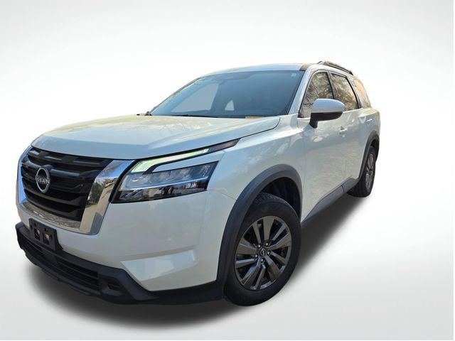 Used 2022 Nissan Pathfinder SV w/ SV Premium Package image 5