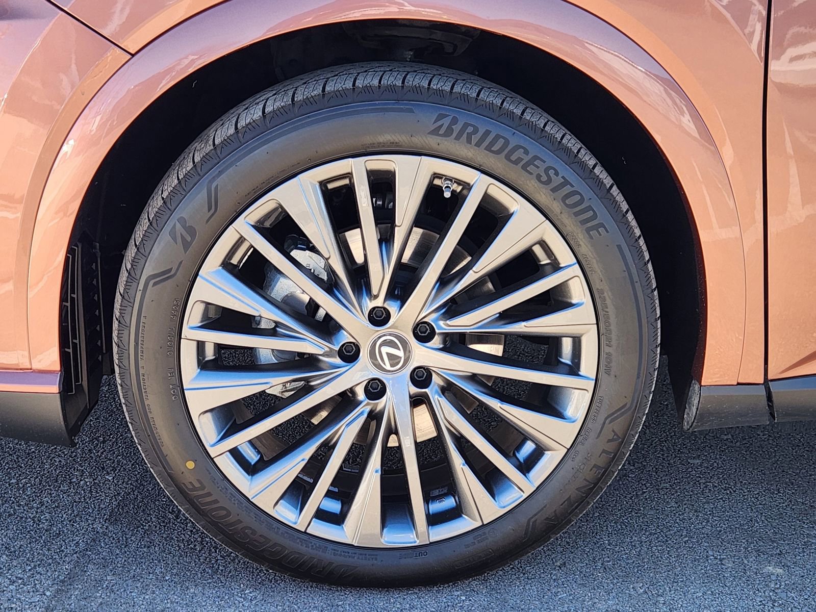 Used 2023 Lexus RX 350 image 17