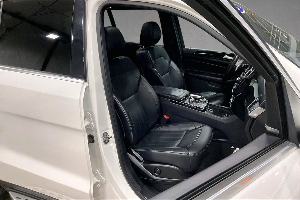 Used 2018 Mercedes-Benz GLS 450 4MATIC image 29