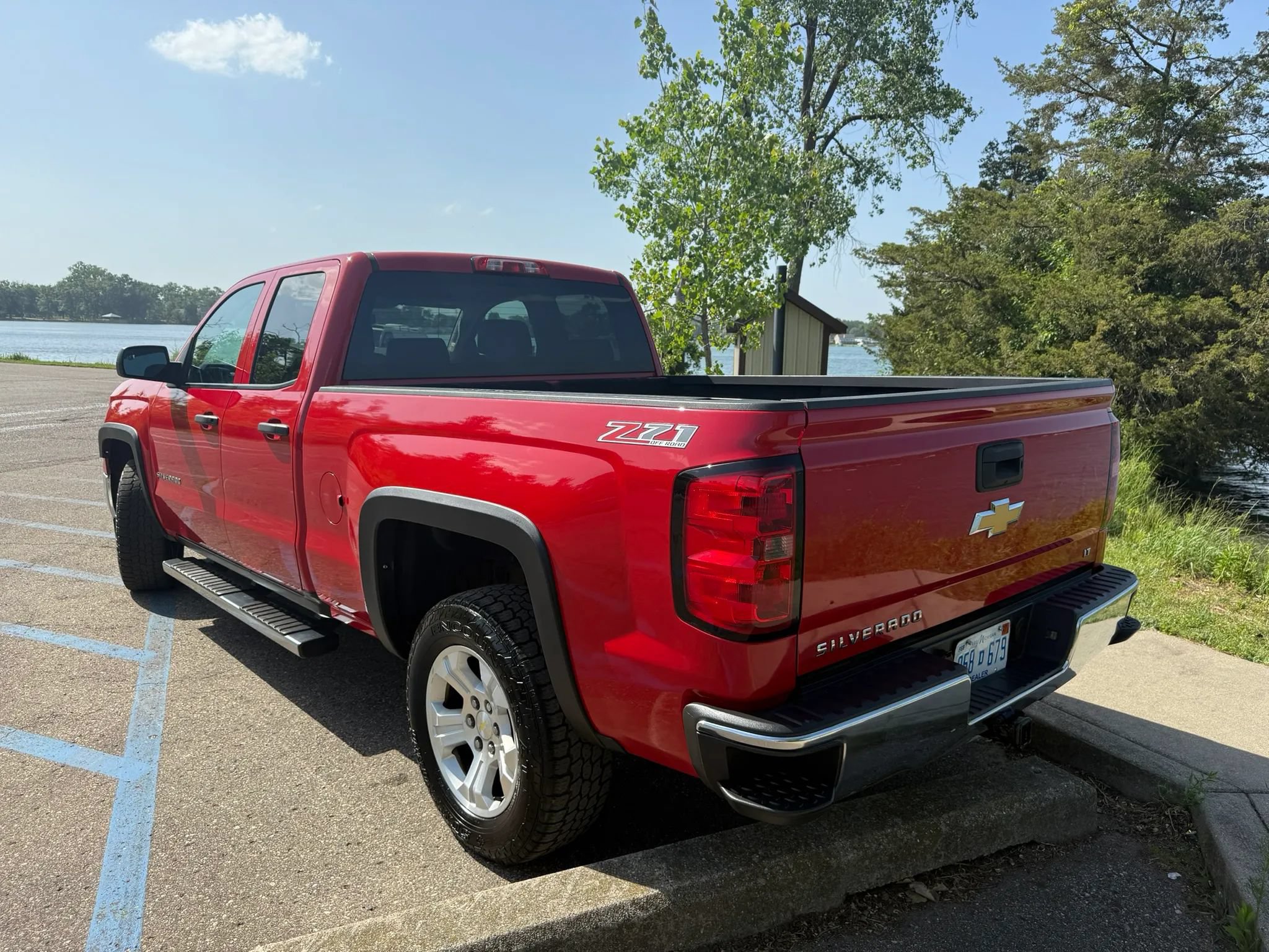 Used 2014 Chevrolet Silverado 1500 LT w/ All Star Edition AWD/4WD image 7