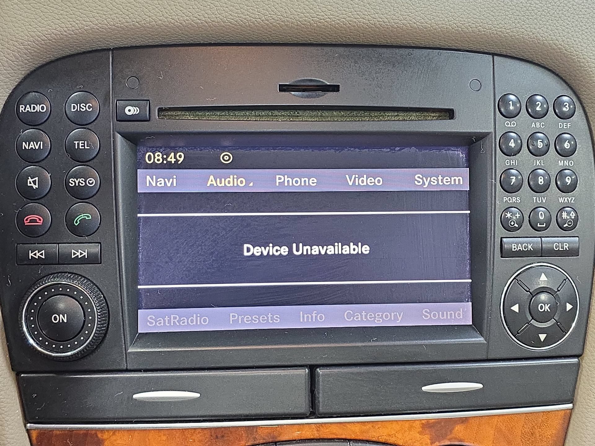 Used 2011 Mercedes-Benz SL 550 image 22