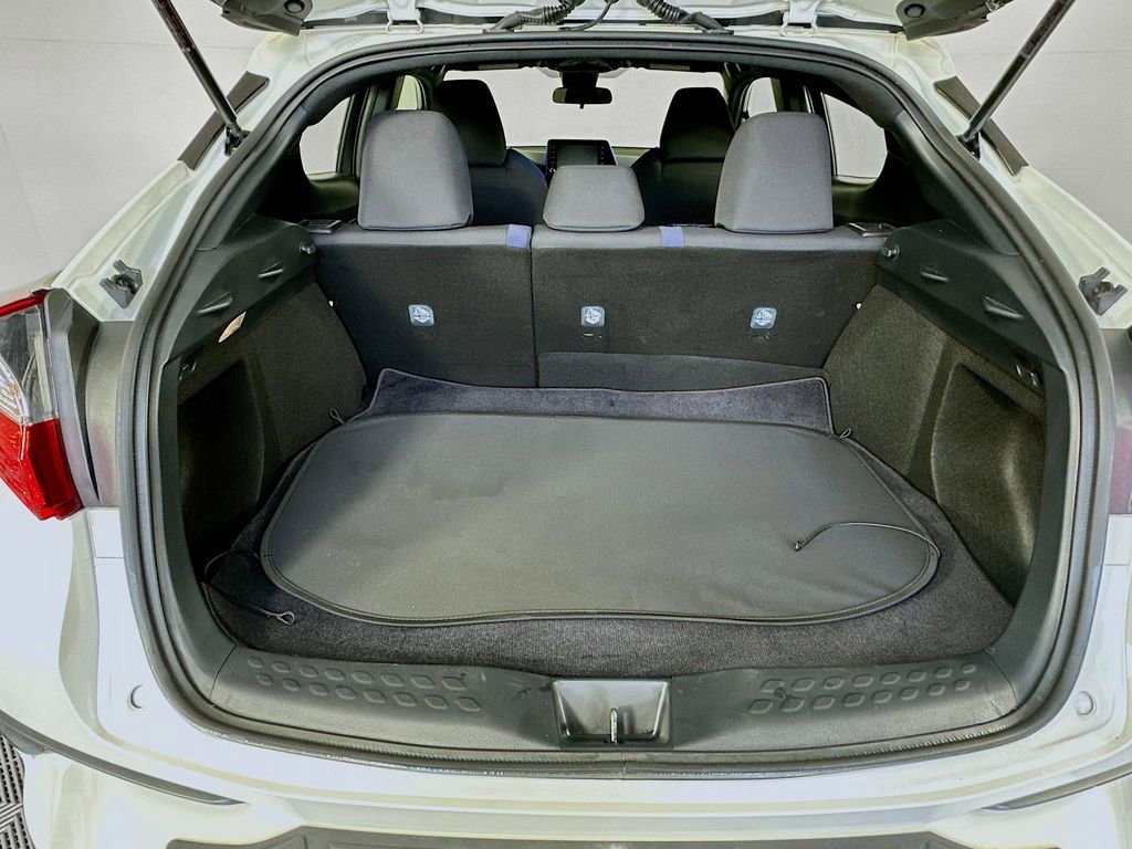Certified 2022 Toyota C-HR XLE FWD image 24