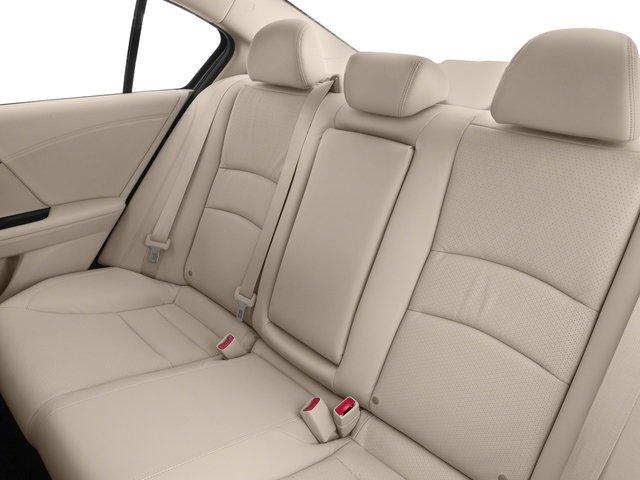 Used 2017 Honda Accord Touring image 14