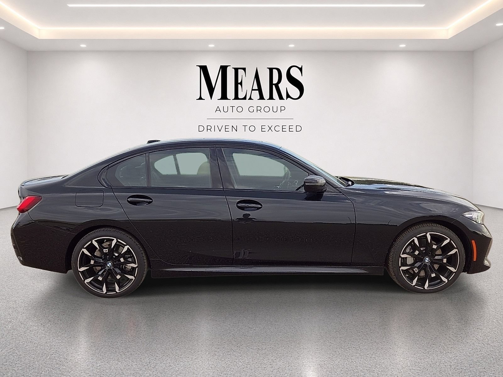 Used 2026 BMW 330i xDrive Sedan AWD/4WD image 6