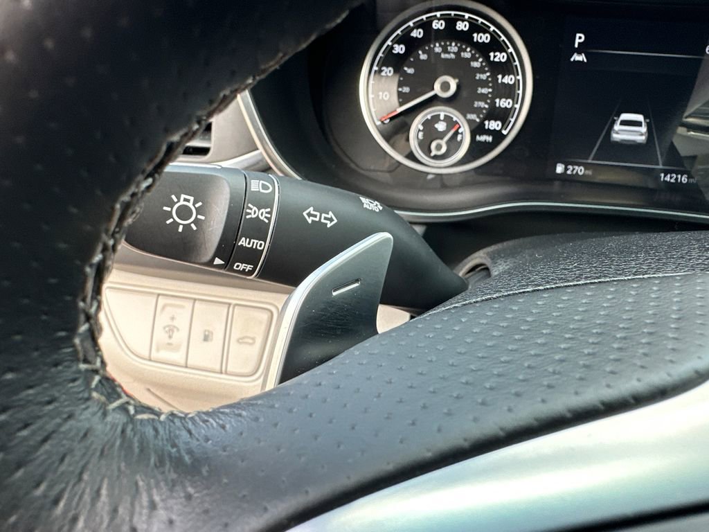 Used 2023 Genesis G70 3.3T AWD/4WD image 36