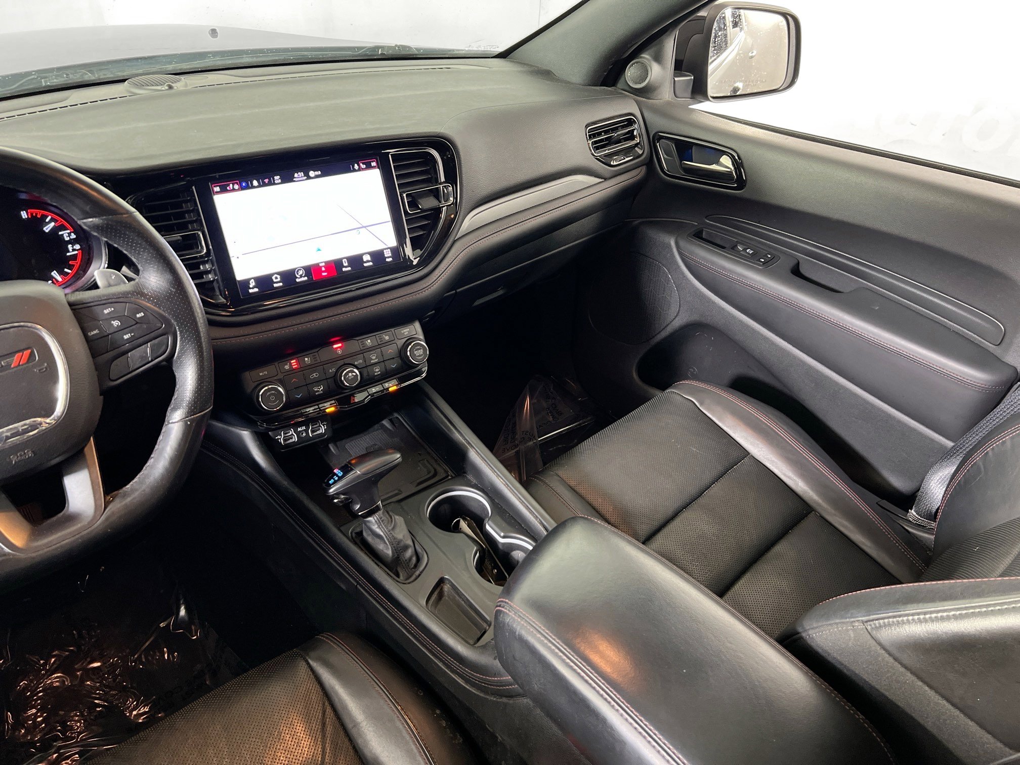 Used 2022 Dodge Durango R/T w/ Blacktop Package AWD/4WD image 24