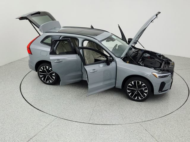 New 2026 Volvo XC60 B5 Ultra w/ Protection Package Premier image 38
