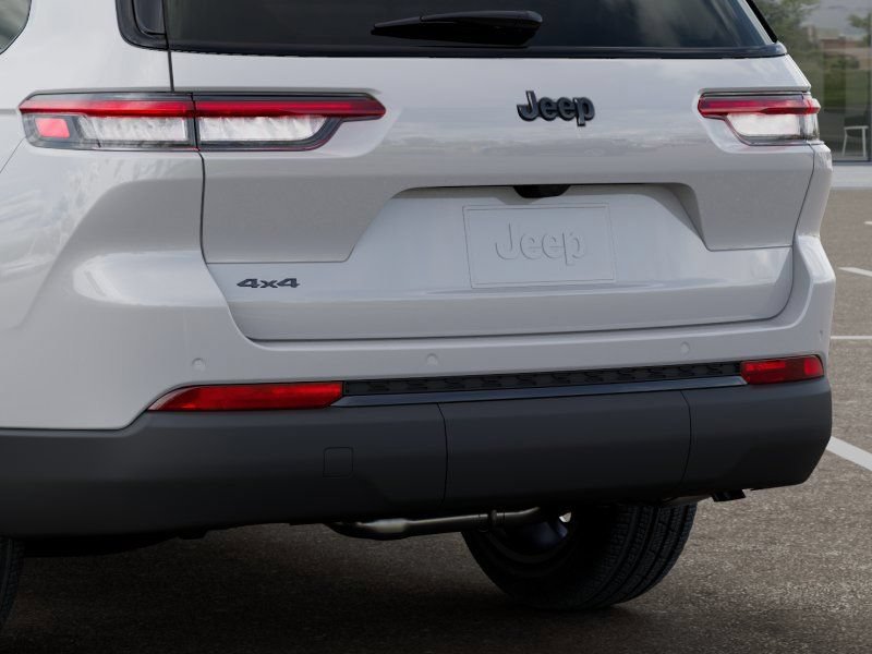 New 2025 Jeep Grand Cherokee L Limited AWD/4WD image 14
