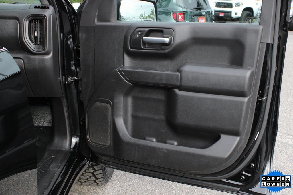 Used 2021 GMC Sierra 1500 4x4 Crew Cab w/ Sierra Value Package image 36