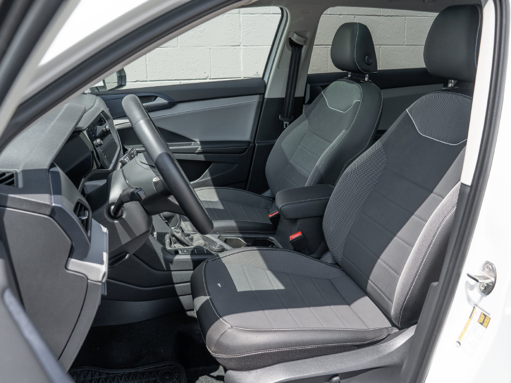 Certified 2023 Volkswagen Taos S FWD image 5