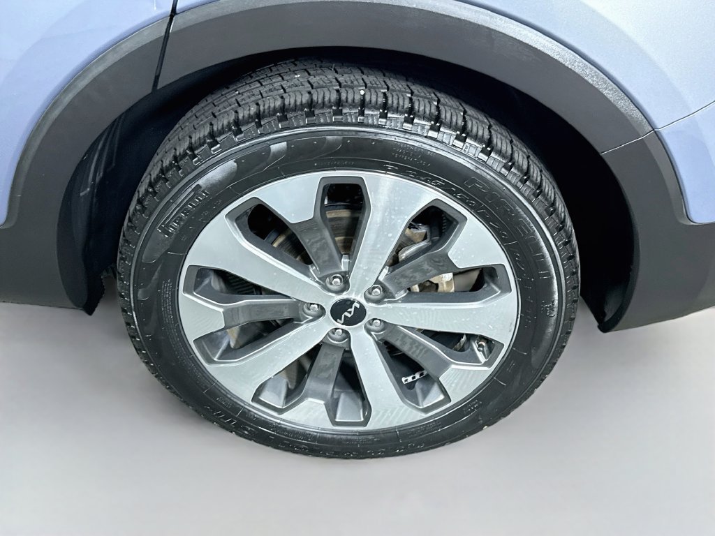 Used 2022 Kia Telluride S AWD/4WD image 38